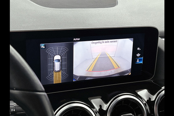 Mercedes-Benz B-Klasse 180 Business Solution Plus(NL-auto, Perfect OnderH, Camera, StoelV, Navi, Cruise Con, Climate Con, Etc)