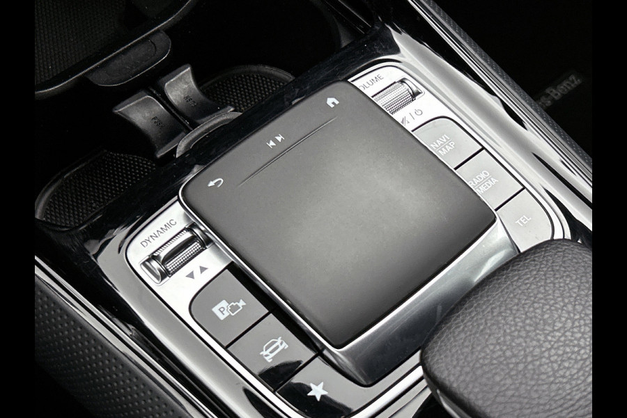 Mercedes-Benz B-Klasse 180 Business Solution Plus(NL-auto, Perfect OnderH, Camera, StoelV, Navi, Cruise Con, Climate Con, Etc)