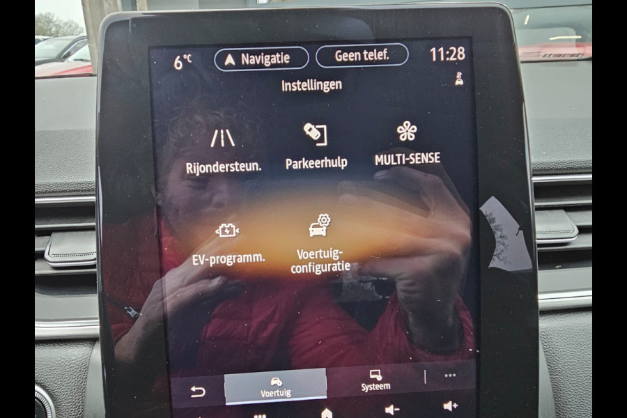 Renault Captur 1.6 E-Tech Plug-in Hybrid 160 Intens | Automaat | LED | Pack Parking | Pack Easy link | Camera | Navi | Cruise | BOSE |