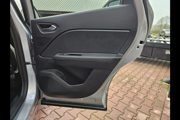 Renault Captur 1.6 E-Tech Plug-in Hybrid 160 Intens | Automaat | LED | Pack Parking | Pack Easy link | Camera | Navi | Cruise | BOSE |