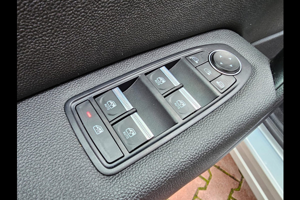 Renault Captur 1.6 E-Tech Plug-in Hybrid 160 Intens | Automaat | LED | Pack Parking | Pack Easy link | Camera | Navi | Cruise | BOSE |