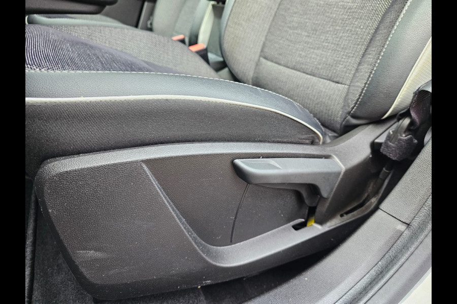 Renault Captur 1.6 E-Tech Plug-in Hybrid 160 Intens | Automaat | LED | Pack Parking | Pack Easy link | Camera | Navi | Cruise | BOSE |