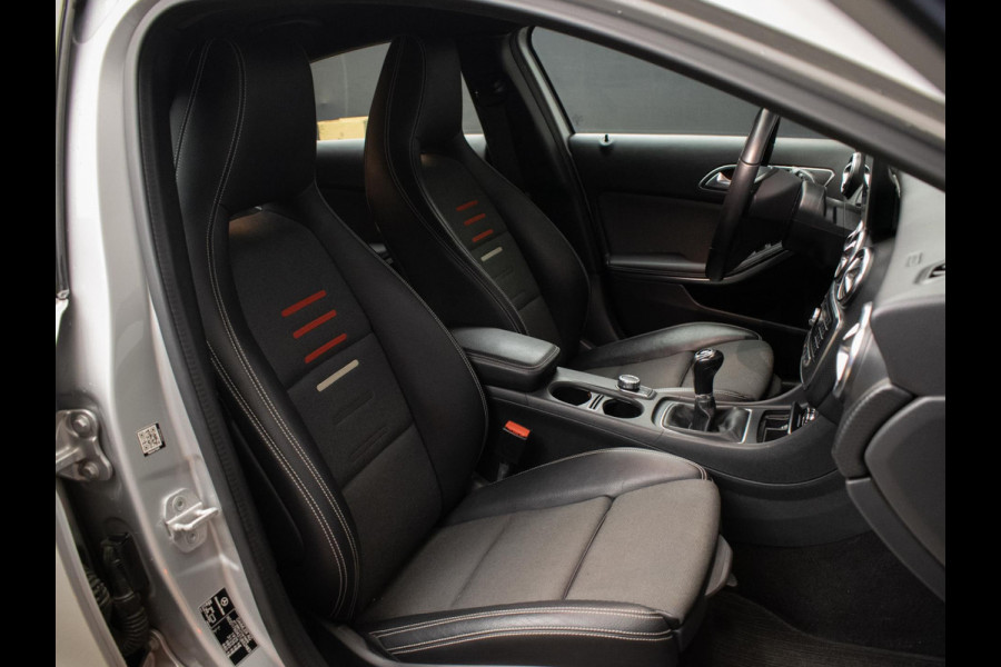 Mercedes-Benz A-Klasse 180 Business Solution Sport FACELIFT (NAVI,LED,XENON,CAMERA,STOELVERWARMING,SPORTSTOELEN,GETINT,NETTESTAAT)