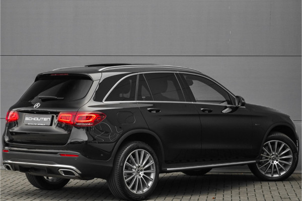 Mercedes-Benz GLC 300e 4M AMG Pano Memory LED Trekhaak 360° 20"
