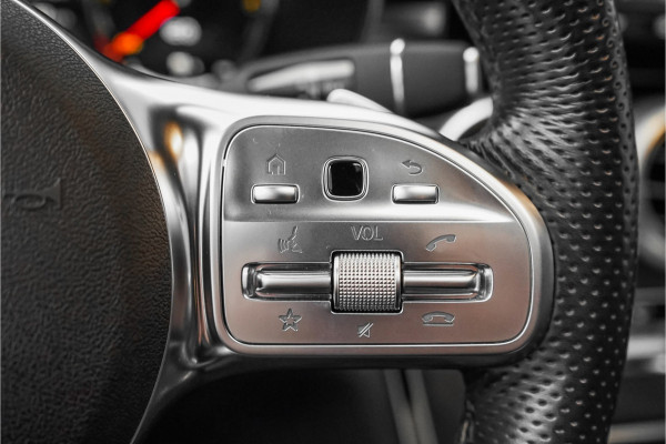 Mercedes-Benz GLC 300e 4M AMG Pano Memory LED Trekhaak 360° 20"