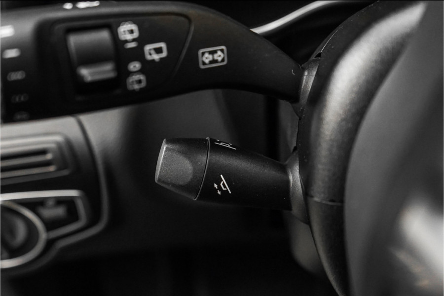 Mercedes-Benz GLC 300e 4M AMG Pano Memory LED Trekhaak 360° 20"