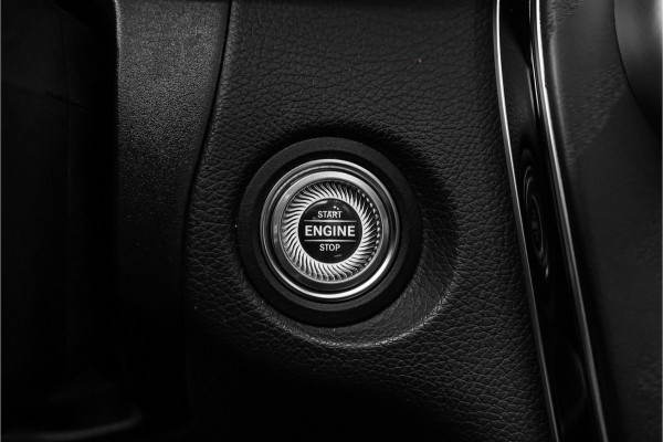 Mercedes-Benz GLC 300e 4M AMG Pano Memory LED Trekhaak 360° 20"