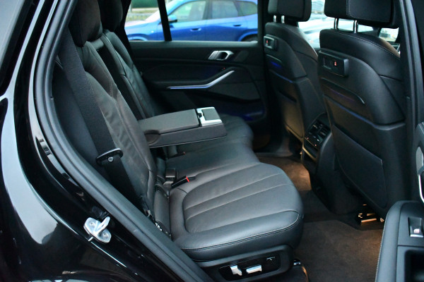 BMW X5 xDrive40i M-Sport 7pers Pano ACC Trekh H/K HUD 360 22inch 4WS laser Comf-seat