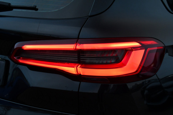 BMW X5 xDrive40i M-Sport 7pers Pano ACC Trekh H/K HUD 360 22inch 4WS laser Comf-seat