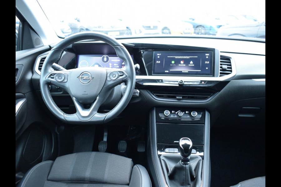 Opel Grandland 1.2 Turbo Level 3 ACHTERUITRIJCAMERA MET SENSOREN | NAVI & CARPLAY | E.C.C. |