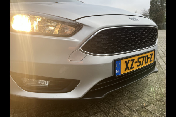 Ford Focus 125pk Lease Edition DEALERONDERHOUDEN/TREKHAAK/CLIMATE C.C. etc.