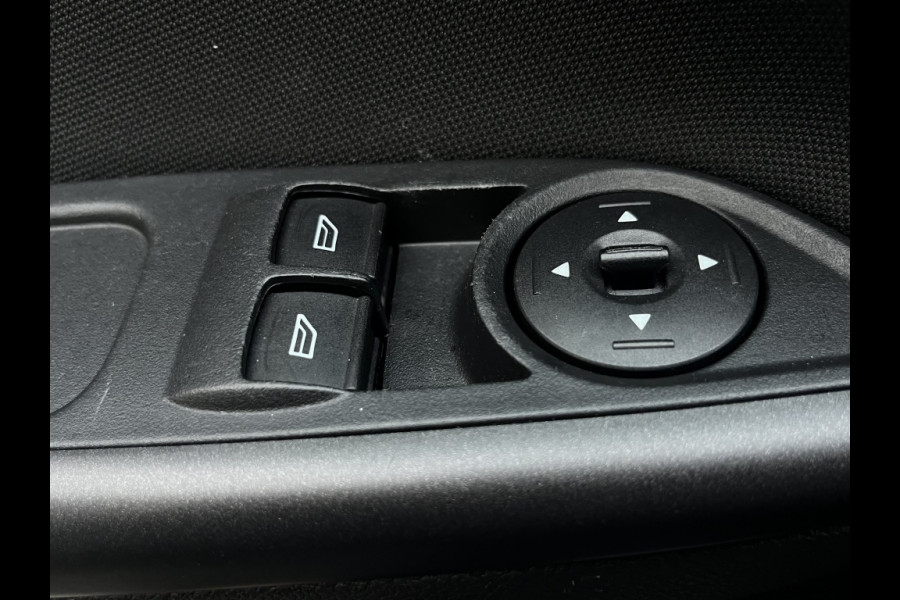 Ford Focus 125pk Lease Edition DEALERONDERHOUDEN/TREKHAAK/CLIMATE C.C. etc.