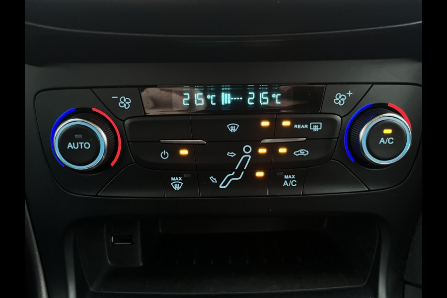 Ford Focus 125pk Lease Edition DEALERONDERHOUDEN/TREKHAAK/CLIMATE C.C. etc.