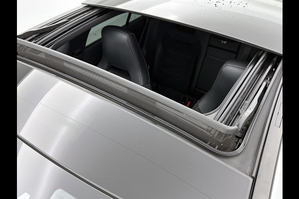 Mercedes-Benz CLA-Klasse 250 e Business Solution AMG Limited (NL-auto, Goed OnderH, Panorama, SfeerV, Carplay, Lane Assist, Navi)