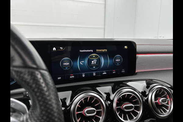 Mercedes-Benz CLA-Klasse 250 e Business Solution AMG Limited (NL-auto, Goed OnderH, Panorama, SfeerV, Carplay, Lane Assist, Navi)