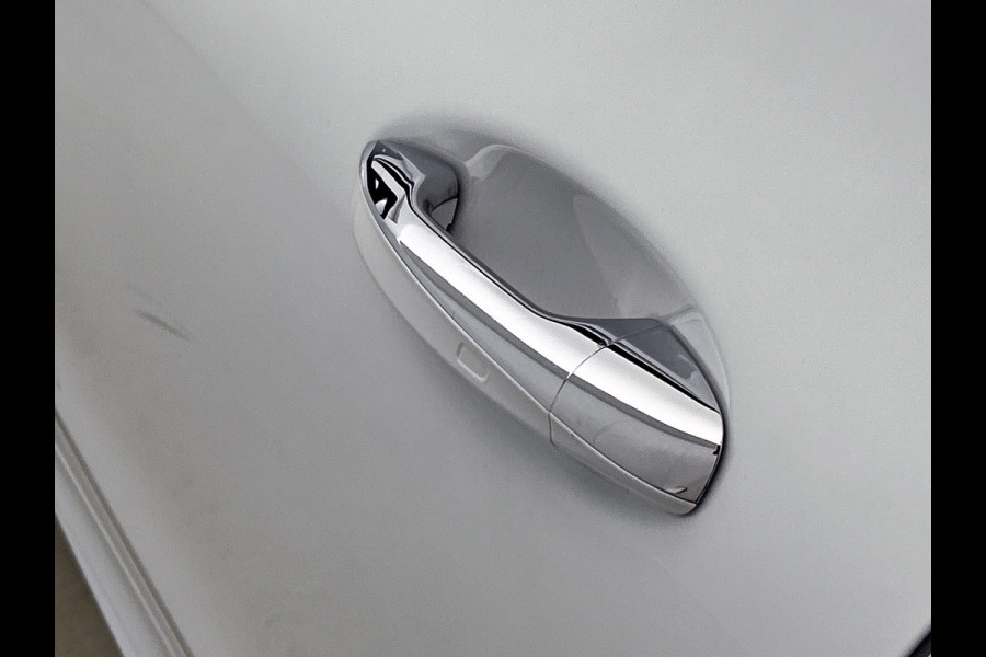 Mercedes-Benz CLA-Klasse 250 e Business Solution AMG Limited (NL-auto, Goed OnderH, Panorama, SfeerV, Carplay, Lane Assist, Navi)