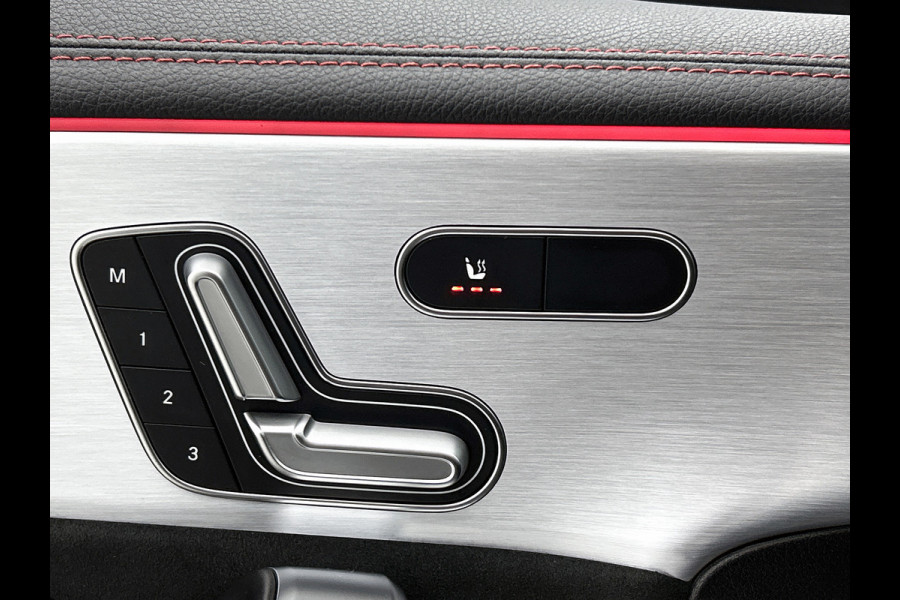 Mercedes-Benz CLA-Klasse 250 e Business Solution AMG Limited (NL-auto, Goed OnderH, Panorama, SfeerV, Carplay, Lane Assist, Navi)