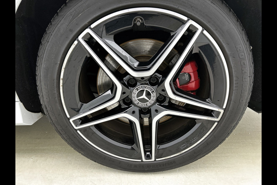 Mercedes-Benz CLA-Klasse 250 e Business Solution AMG Limited (NL-auto, Goed OnderH, Panorama, SfeerV, Carplay, Lane Assist, Navi)