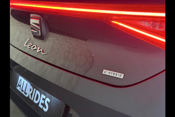 Seat Leon Sportstourer 1.4 TSI eHybrid PHEV Xcellence | Keyless | camera | memory seats | CarPlay | sfeerverlichting