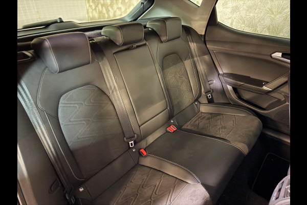 Seat Leon Sportstourer 1.4 TSI eHybrid PHEV Xcellence | Keyless | camera | memory seats | CarPlay | sfeerverlichting