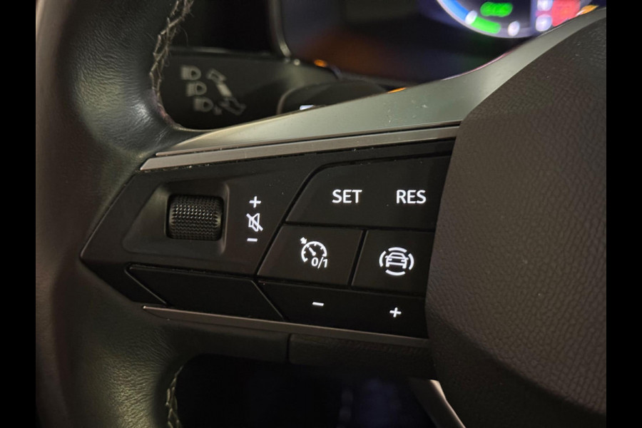 Seat Leon Sportstourer 1.4 TSI eHybrid PHEV Xcellence | Keyless | camera | memory seats | CarPlay | sfeerverlichting