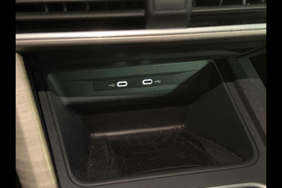 Seat Leon Sportstourer 1.4 TSI eHybrid PHEV Xcellence | Keyless | camera | memory seats | CarPlay | sfeerverlichting