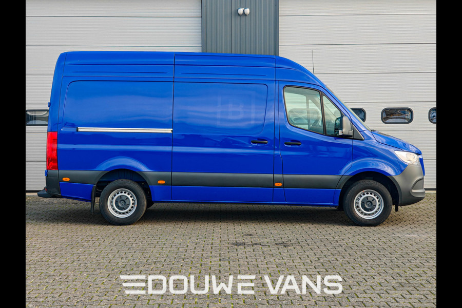 Mercedes-Benz Sprinter L2 H2 Automaat 315 BLAUW MBUX DAB Trekhaak Leder