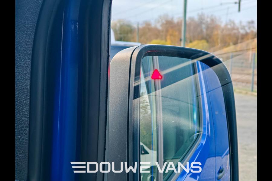 Mercedes-Benz Sprinter L2 H2 Automaat 315 BLAUW MBUX DAB Trekhaak Leder
