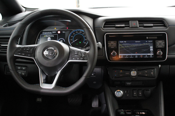 Nissan Leaf N-Connecta 40 kWh | Navigatie | Bluetooth | Cruise control | Camera | Parkeer sensoren | Lichtmetalen velgen | Climate Control