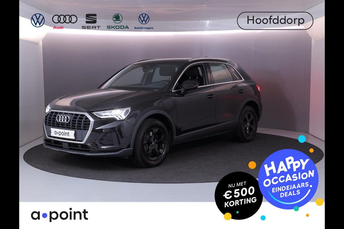 Audi Q3 45 TFSI e Business Edition 245 pk S-tronic | Navigatie | Parkeersensoren | Adaptieve cruise control | Stoelverwarming |