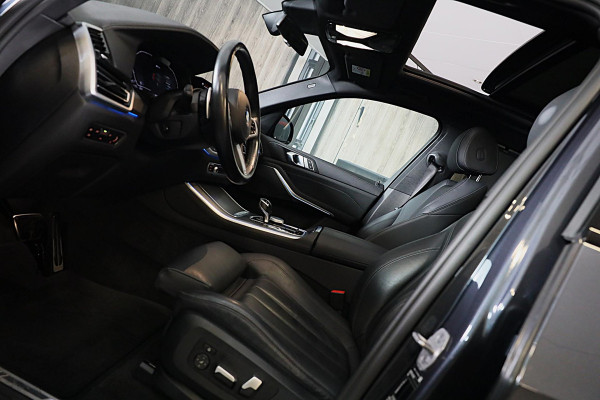 BMW X5 XDrive45e High Executive M Line / Luchtvering / 360 Camera / Head Up / Leder / F1 / Open Pano / Laser Koplampen / 22 Inch