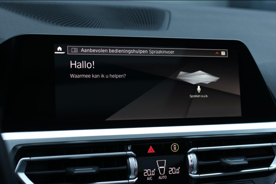 BMW 3 Serie Touring 330e xDrive M-Sport *Pano*Trekhaak*Led*Stoelverwarming*