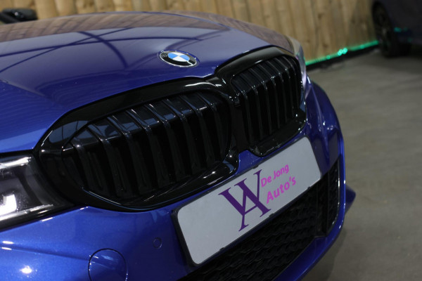 BMW 3 Serie Touring 330e xDrive M-Sport *Pano*Trekhaak*Led*Stoelverwarming*