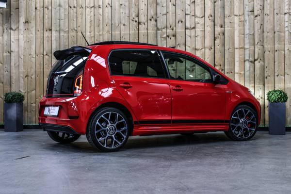 Volkswagen up! 1.0 TSI GTI *Pano*Beats*Cruise control*Stoelverwarming*