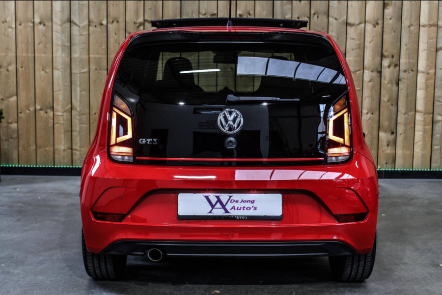 Volkswagen up! 1.0 TSI GTI *Pano*Beats*Cruise control*Stoelverwarming*