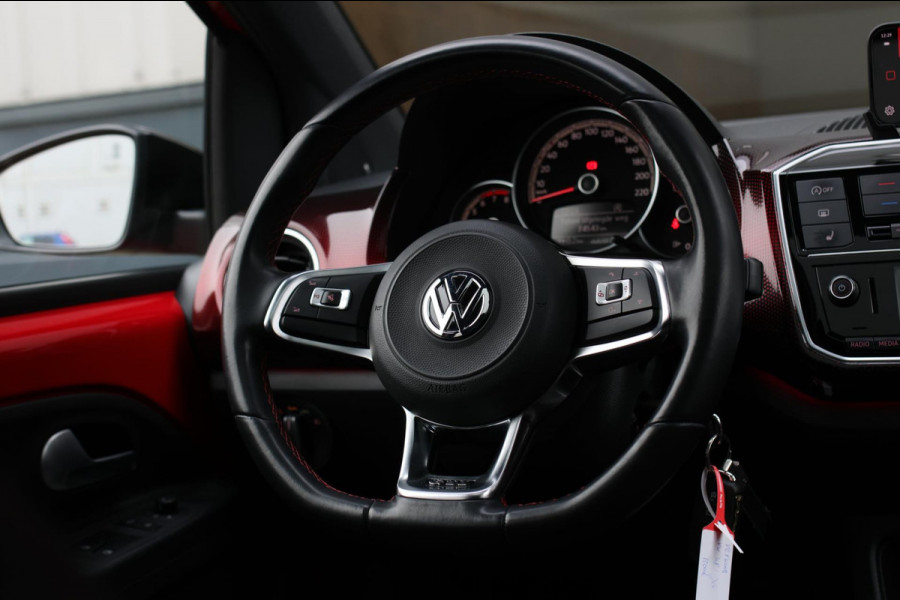 Volkswagen up! 1.0 TSI GTI *Pano*Beats*Cruise control*Stoelverwarming*