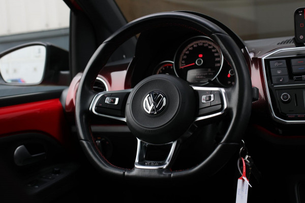 Volkswagen up! 1.0 TSI GTI *Pano*Beats*Cruise control*Stoelverwarming*