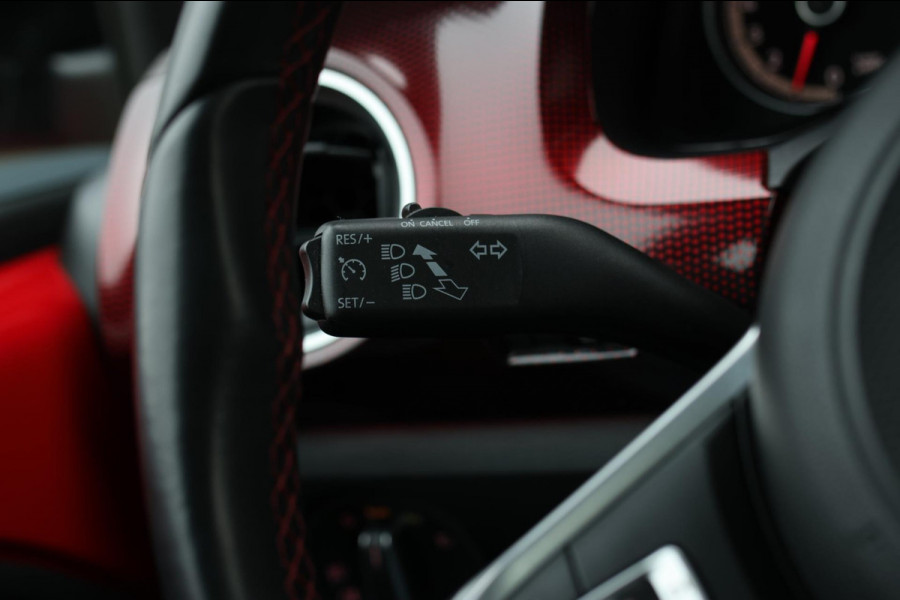 Volkswagen up! 1.0 TSI GTI *Pano*Beats*Cruise control*Stoelverwarming*