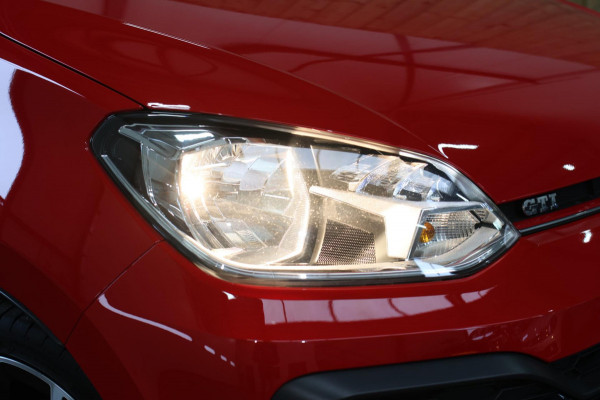 Volkswagen up! 1.0 TSI GTI *Pano*Beats*Cruise control*Stoelverwarming*