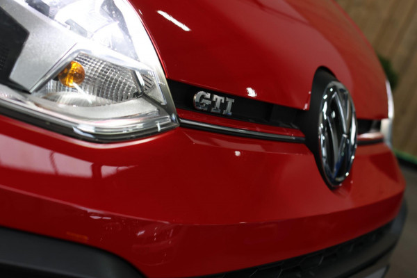 Volkswagen up! 1.0 TSI GTI *Pano*Beats*Cruise control*Stoelverwarming*