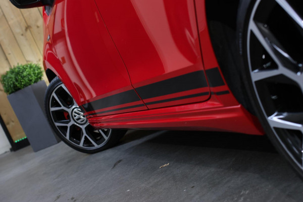 Volkswagen up! 1.0 TSI GTI *Pano*Beats*Cruise control*Stoelverwarming*