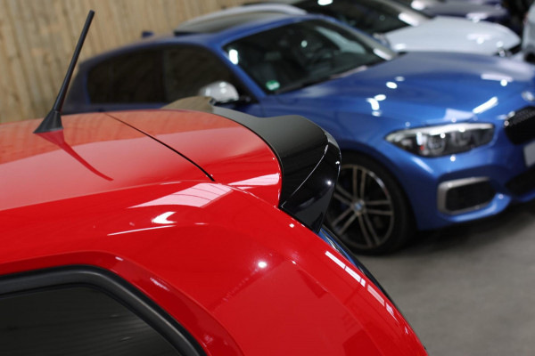 Volkswagen up! 1.0 TSI GTI *Pano*Beats*Cruise control*Stoelverwarming*