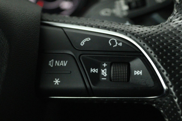 Audi Q5 2.0 TFSI quattro Sport S Line Edition (PANO, ELEKT. WEGKLAPBARE TREKHAAK, CARPLAY, STOELVERWARMING, GOED ONDERHOUDEN)