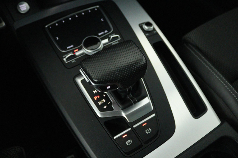 Audi Q5 2.0 TFSI quattro Sport S Line Edition (PANO, ELEKT. WEGKLAPBARE TREKHAAK, CARPLAY, STOELVERWARMING, GOED ONDERHOUDEN)