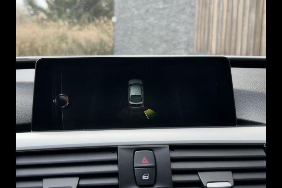 BMW 3-serie Gran Turismo 320i High Executive Automaat | Leer | Stoelverwarming | Cruise & climate control | Head-up display | Keyless entry | Trekhaak af