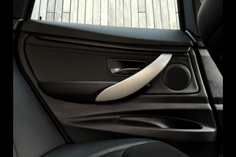 BMW 3-serie Gran Turismo 320i High Executive Automaat | Leer | Stoelverwarming | Cruise & climate control | Head-up display | Keyless entry | Trekhaak af
