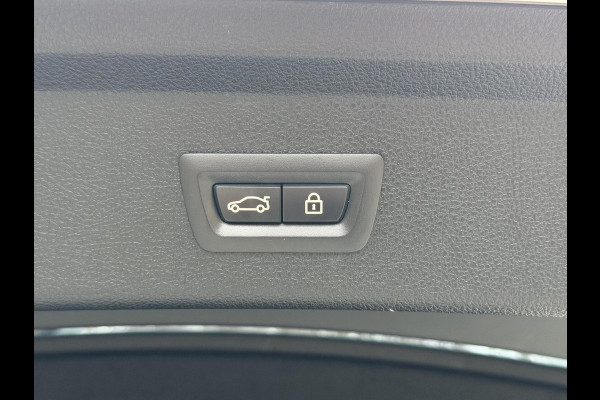 BMW 3-serie Gran Turismo 320i High Executive Automaat | Leer | Stoelverwarming | Cruise & climate control | Head-up display | Keyless entry | Trekhaak af