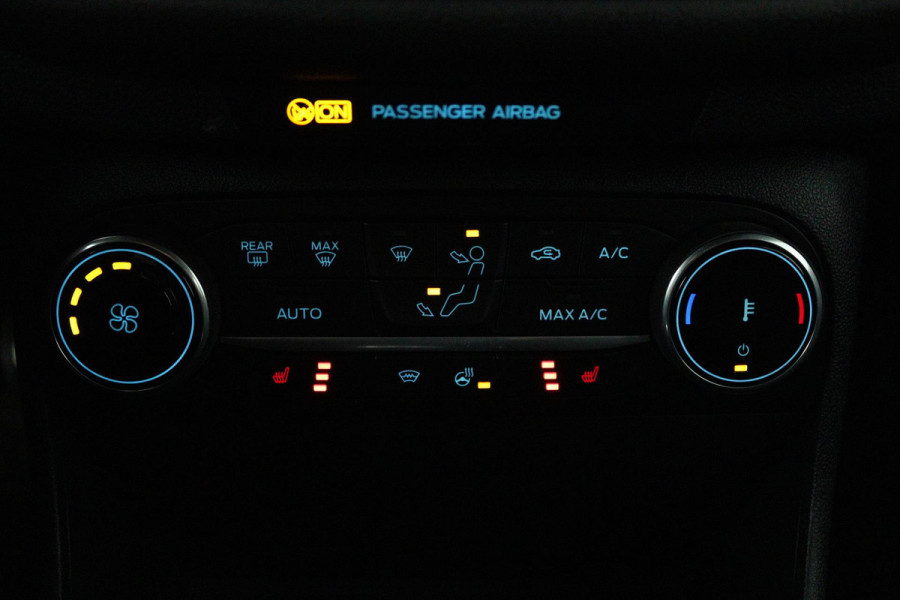 Ford Fiesta 1.0 EcoBoost ST-Line X (STOEL/STUUR VERWARMING, PARKEERSENSOREN, CRUISE CONTROL, NAVIGATIE)