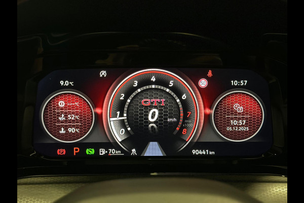 Volkswagen Golf 2.0 TSI GTI CLUBSPORT|PANO|FULL OPTIONS