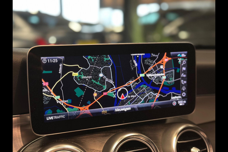 Mercedes-Benz C-Klasse 180 AMG|PANO|SFEER|CAMERA|BOMVOL!